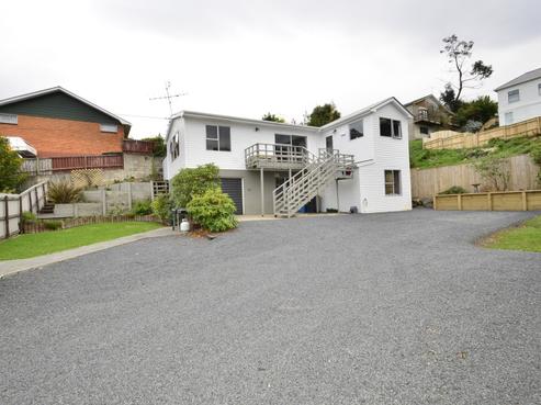 8A Durham Street, Mornington