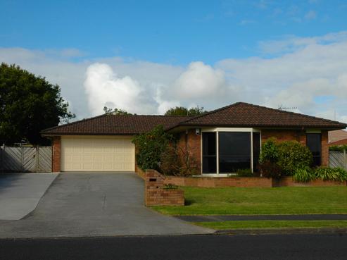 32 Orangewood Drive, Northpark