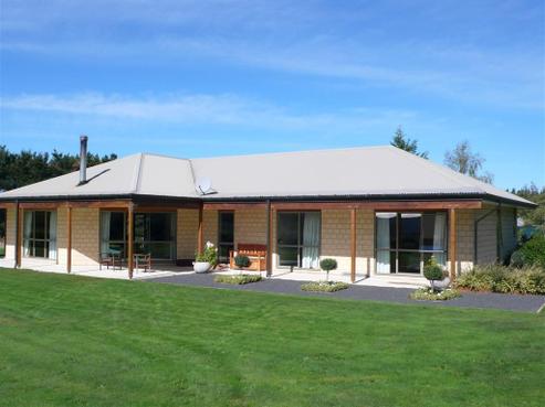 2033 South Eyre Road, West Eyreton