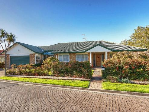 1 Camerton Close, Northpark