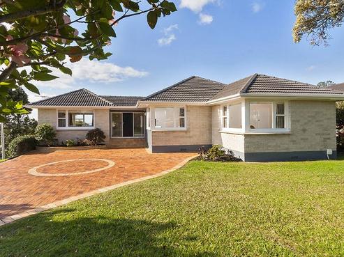7 Bleakhouse Road, Howick
