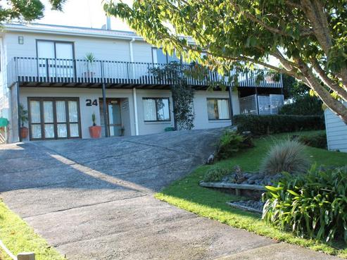 24 Hornsea Road, Tairua