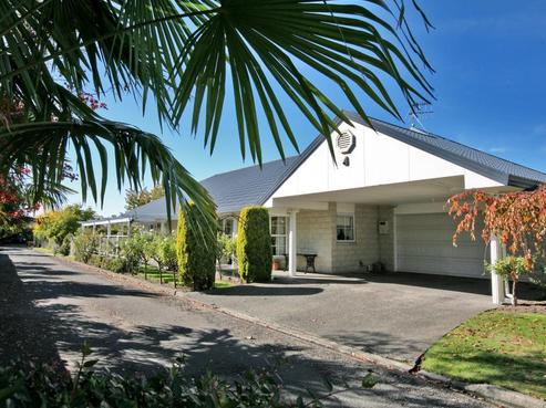 147 Avenue Road, Greenmeadows