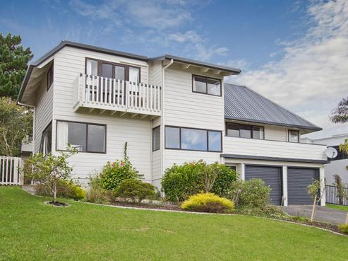 36 Sylvania Crescent, Lynfield