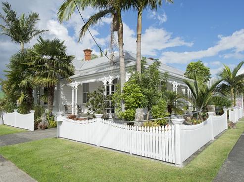 2 Grey Street, Regent