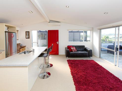 16 Kotanui Avenue, Army Bay