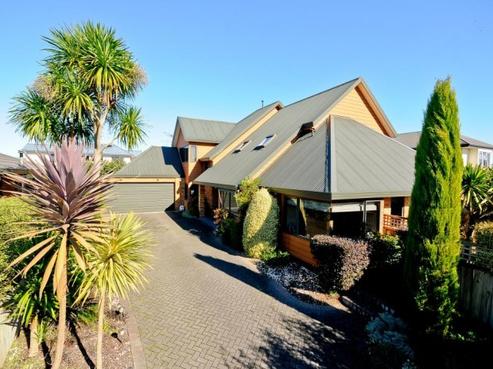 32 Keswick Crescent, Huntington