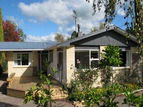 86A Park Road, Carterton