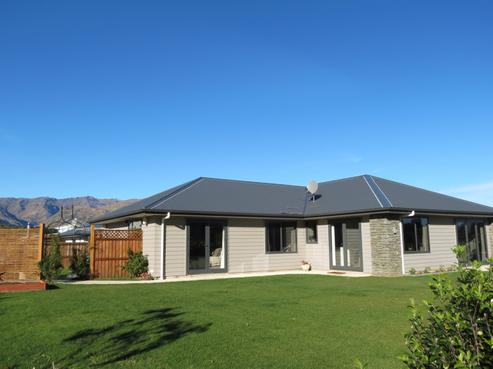25 Hewson Crescent, Lake Hawea