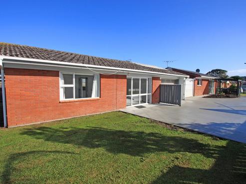 2/60 Florence Avenue, Orewa