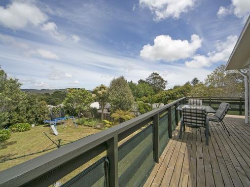 110 Mcentee Road, Waitakere