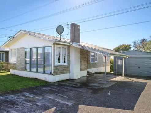 92 Clayton Avenue, Otara