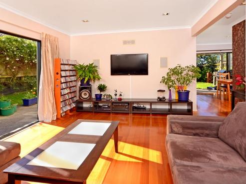 12 Coventry Way, Long Bay