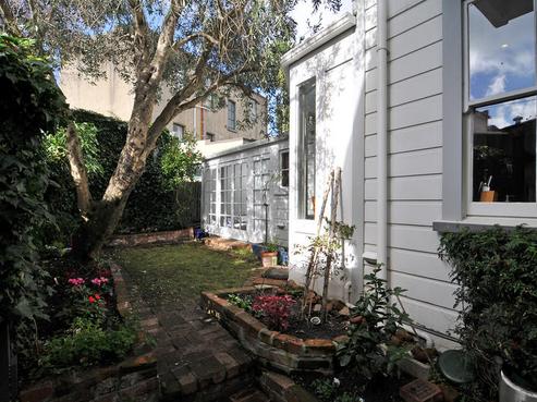 13 Rintoul Street, Newtown