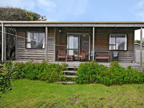 120 Marine Parade, Otaki Beach
