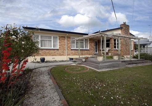 20 Burns Street, Leamington