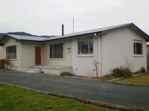 32 Durham Street, Tapanui