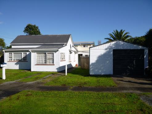 6 Queen Street, Westport