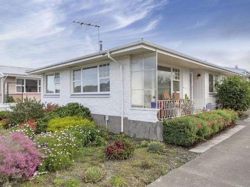 87 Roberta Drive, Somerfield