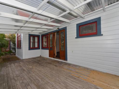 37 Locking Street, Nelson South