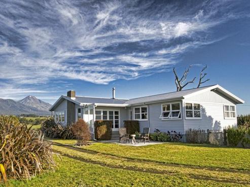 117 Upper Pitone Road, Oakura