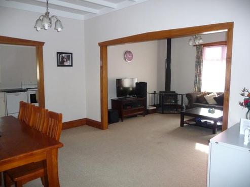 806 Nelson Street North, Mahora