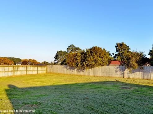 55 Queen Street, Riverhead