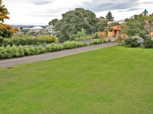 106 Priestley Terrace, Napier Hill