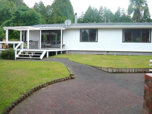 939 Tairua Road, Whangamata