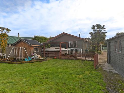 20 Harcourt Place, Wakefield