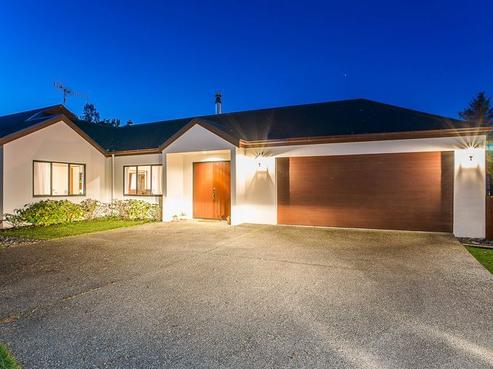 4 Realm Drive, Paraparaumu