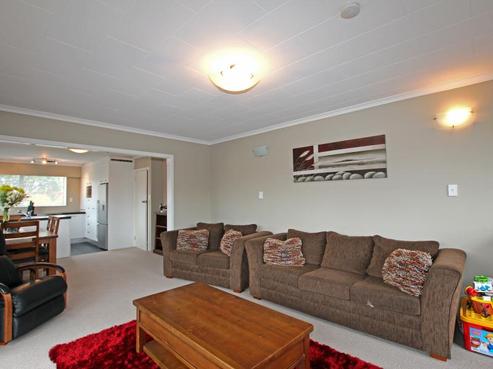 31 High Street East, Waitara