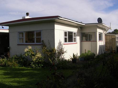 6 Hariata Street, Otaki