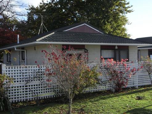 16B Sackville Street, Martinborough