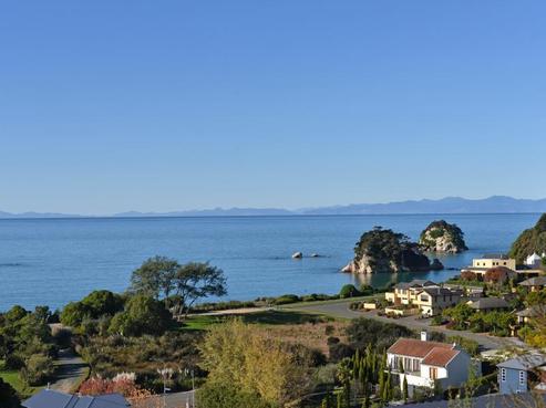 8B Rowling Road, Kaiteriteri