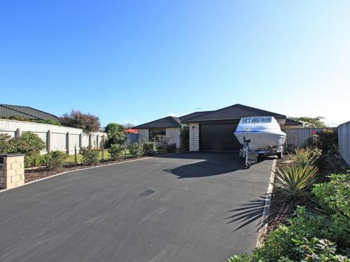 15 Consort Close, Paraparaumu Beach