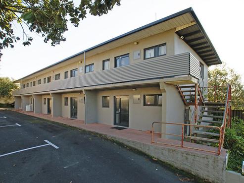10/2 Hammond Street, Hamilton Central