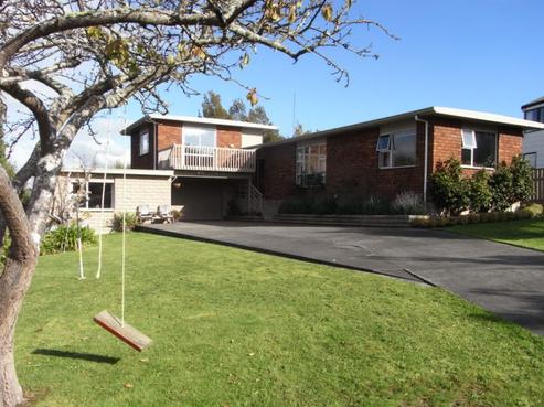 14 Rangeview Place, Feilding
