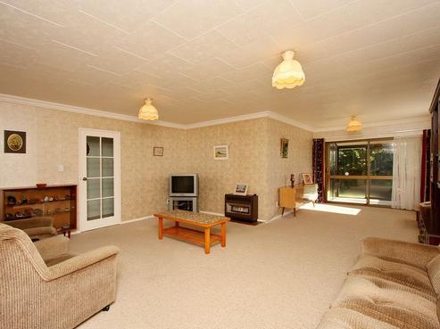 6 Ballantrae Place, Highlands Park