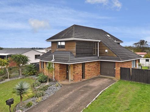 72 Saint Annes Crescent, Wattle Downs