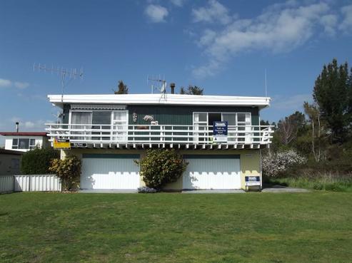 2/125 State Highway 1, Waitahanui