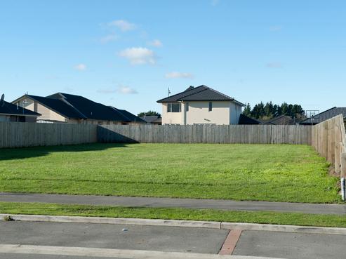 77 Somerville Crescent, Aidanfield