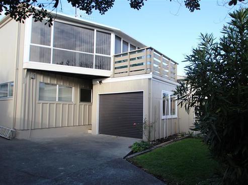 4/7 The Esplanade, Westshore