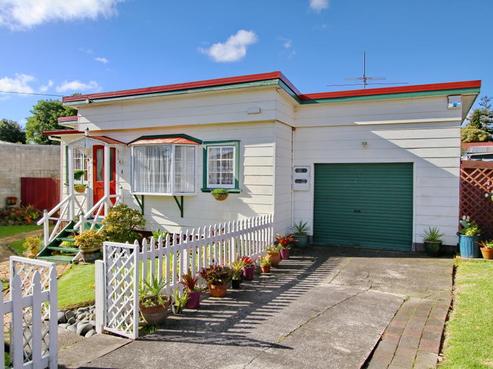 4 Barbary Avenue, Kelston