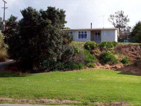 12 Komiti Road, Tinopai