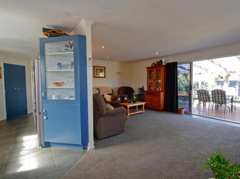 14 Valerie Street, Clive