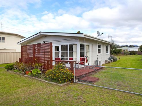 117 Exeter Road, Whangamata