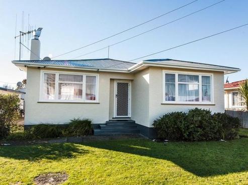 204 Puriri Street, Castlecliff
