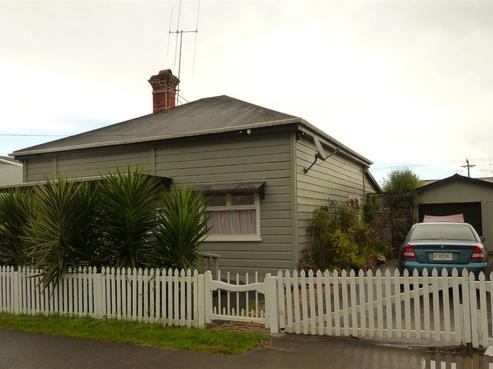 803 Queen Street, Thames