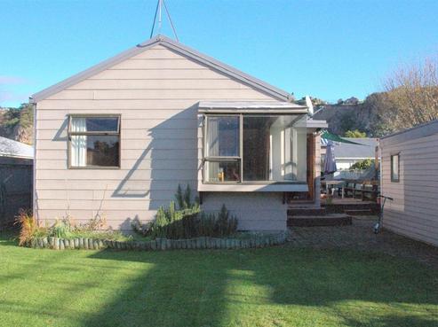49 Celia Street, Redcliffs